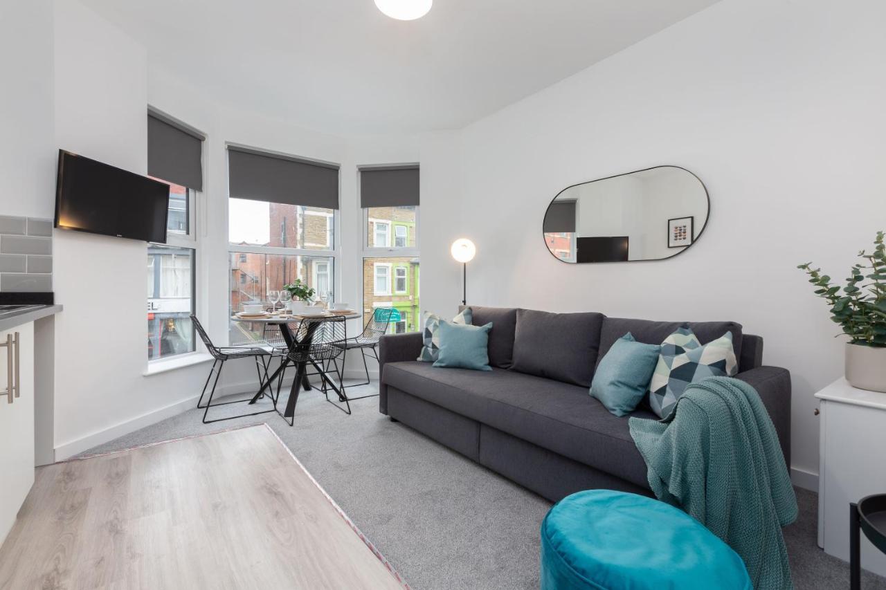 Charles Alexander Short Stay - Charnley House Apartments Blackpool Exteriér fotografie