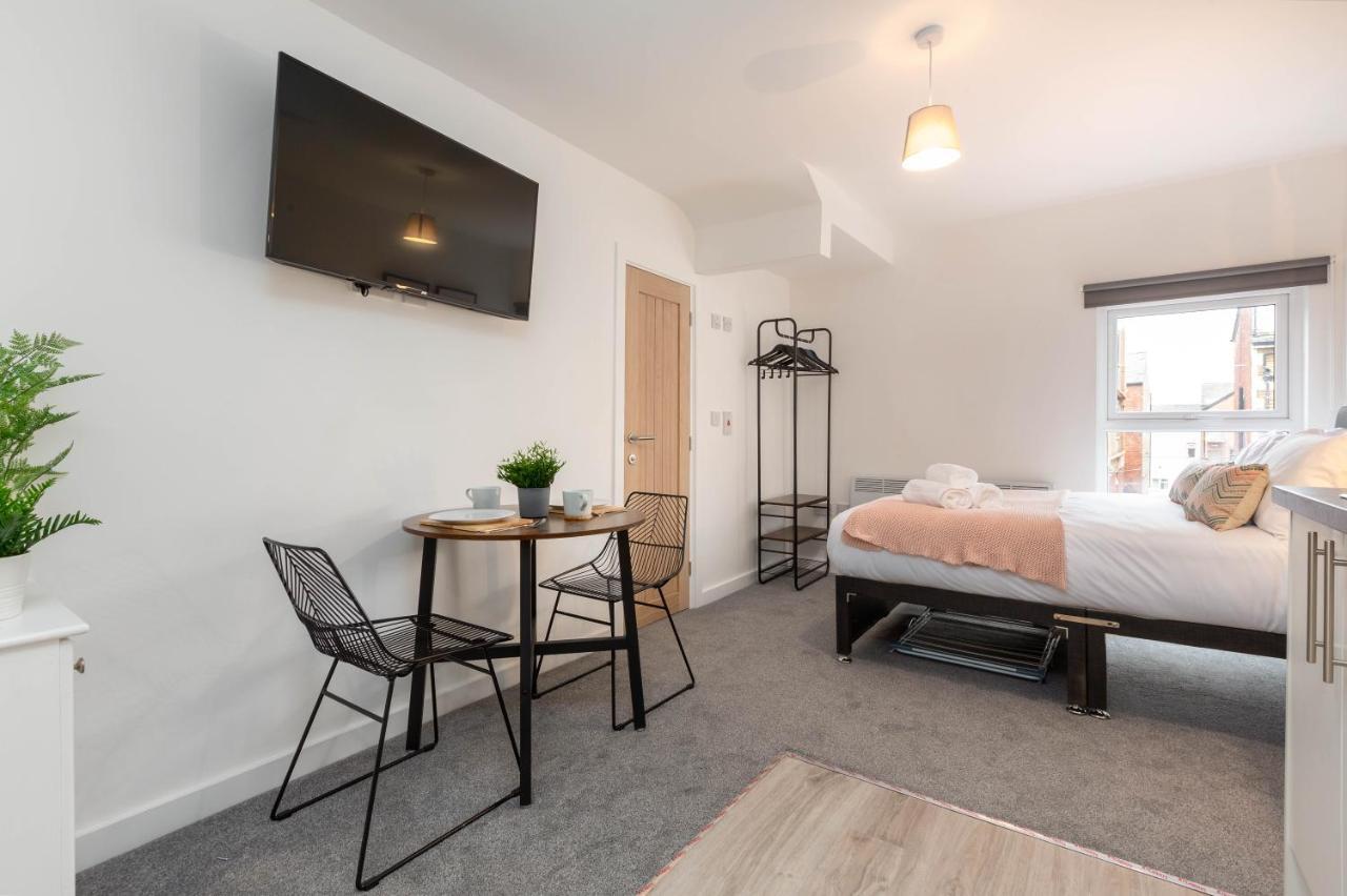 Charles Alexander Short Stay - Charnley House Apartments Blackpool Exteriér fotografie