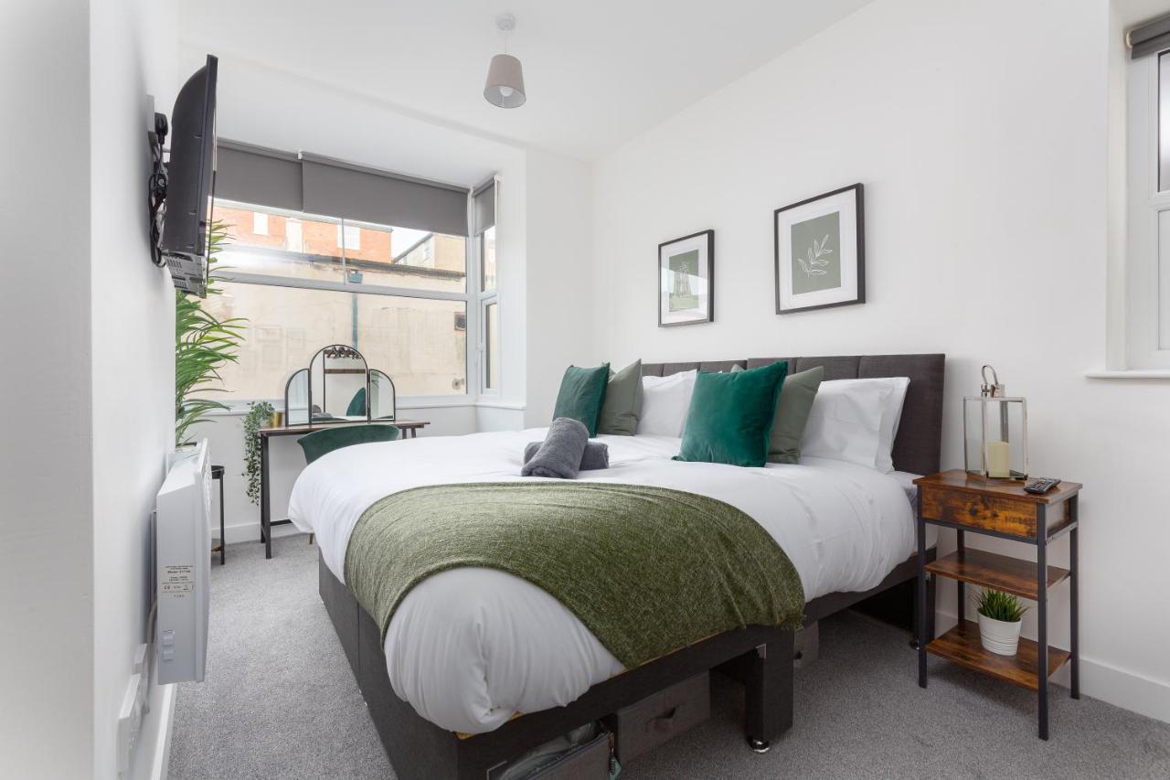 Charles Alexander Short Stay - Charnley House Apartments Blackpool Exteriér fotografie