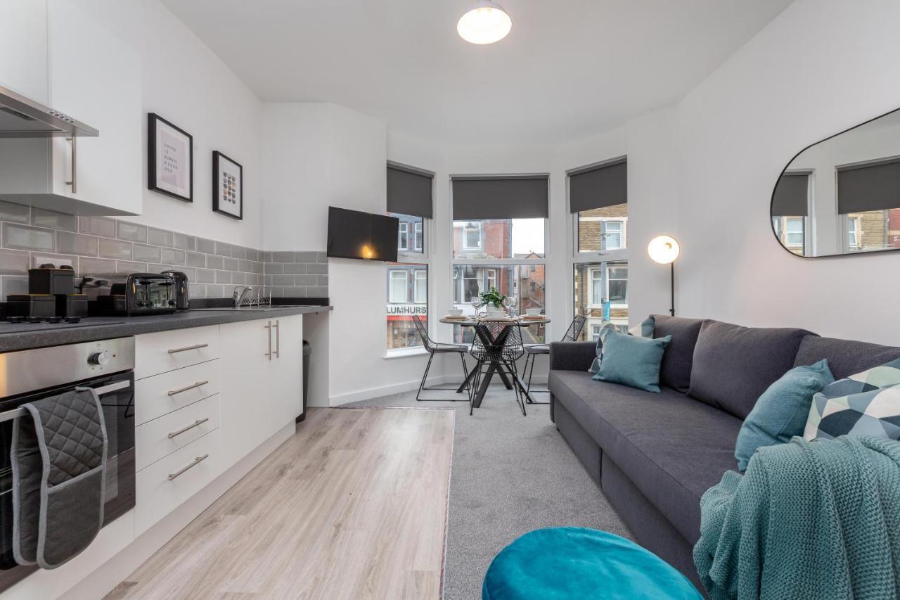 Charles Alexander Short Stay - Charnley House Apartments Blackpool Exteriér fotografie