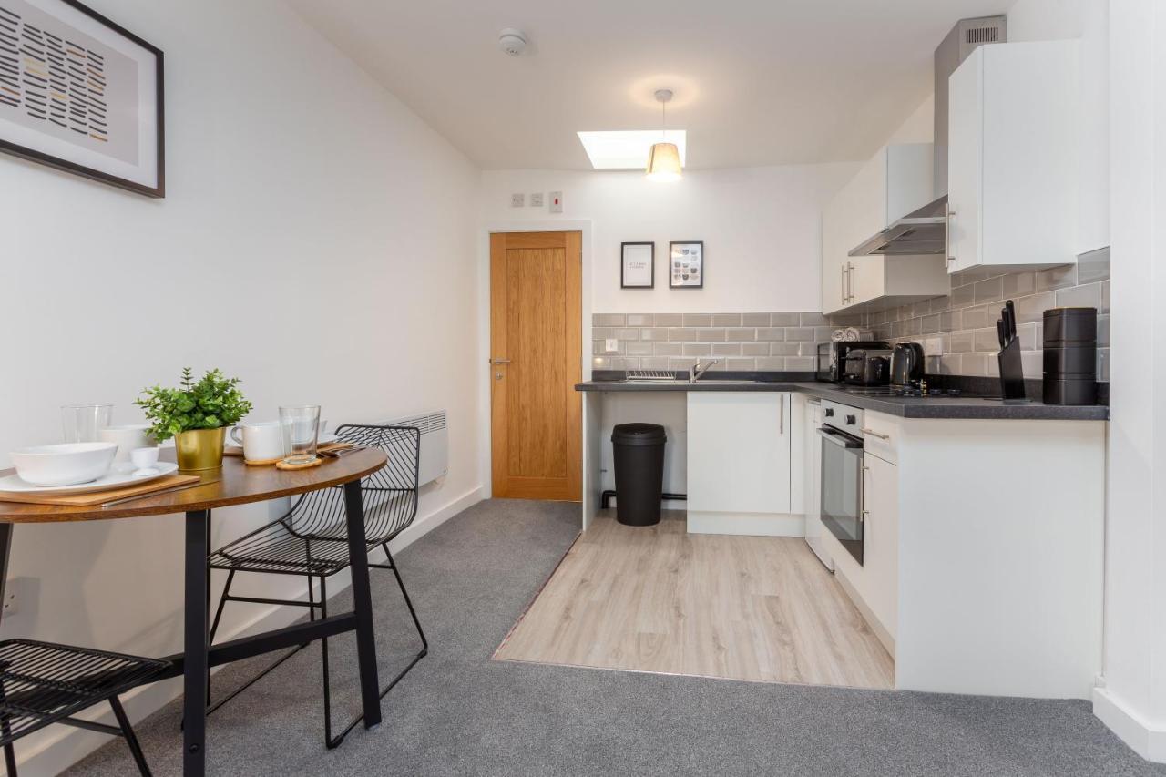 Charles Alexander Short Stay - Charnley House Apartments Blackpool Exteriér fotografie